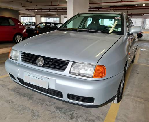 VOLKSWAGEN POLO 1.8 MI CLASSIC SEDAN 8V GASOLINA 4P MANUAL